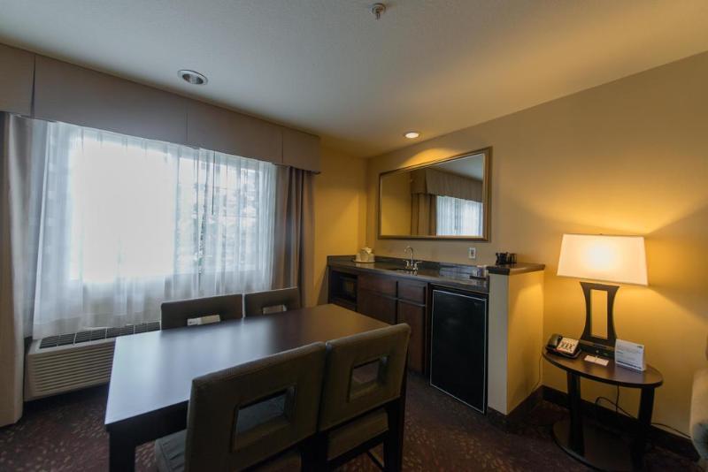 Holiday Inn Express Portland East - Columbia Gorge By Ihg Troutdale Zewnętrze zdjęcie